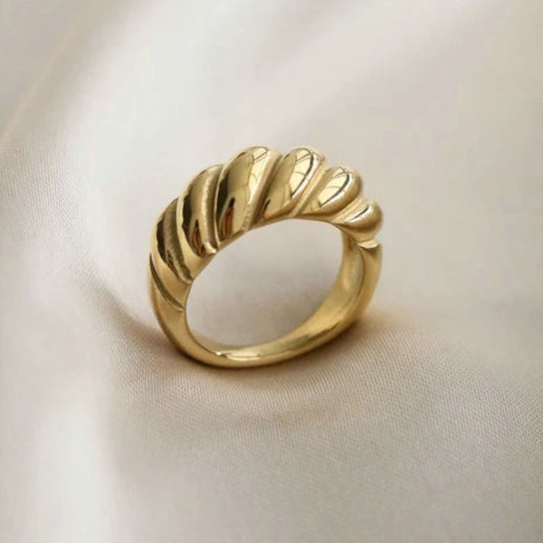 Gold Twisted Ring