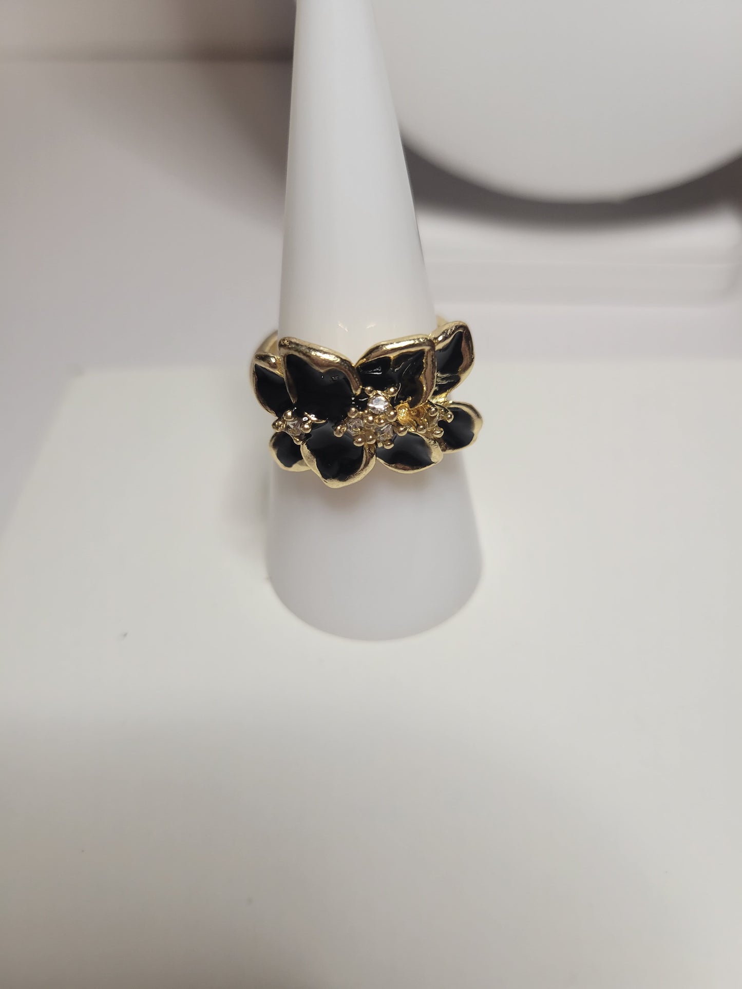 Floral Gold and Black Ring