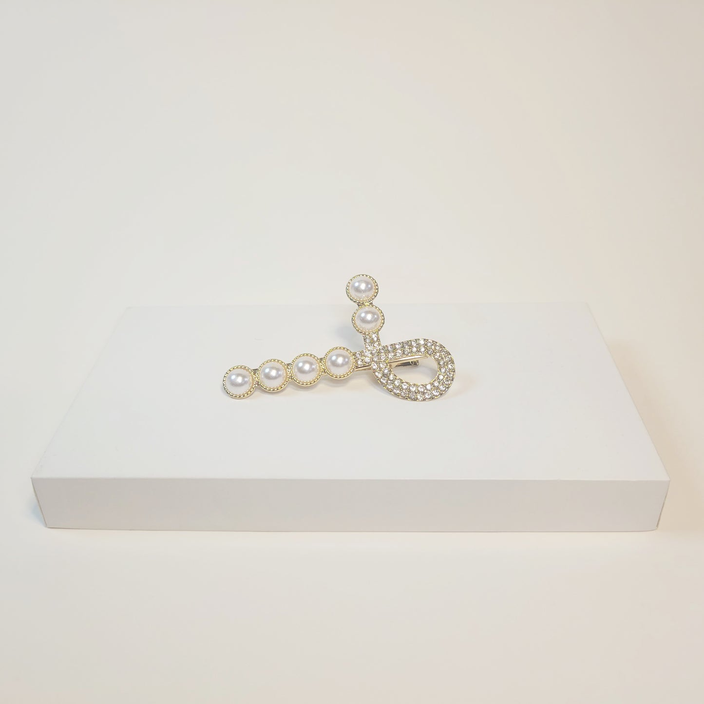 Gold Pearl & Rhinestone Hair Clip. Faux Pearls.