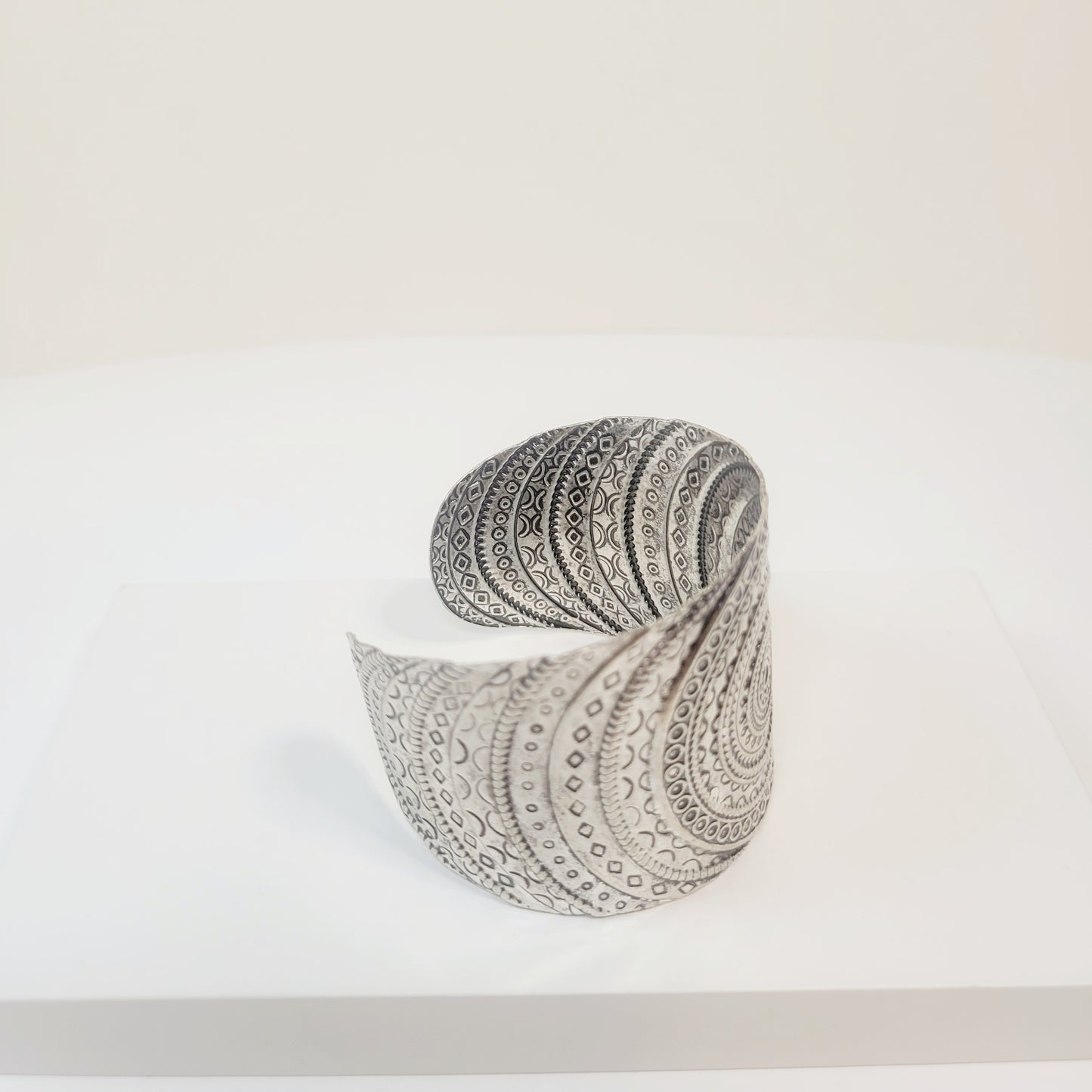 Boho Silver Cuff. Silver toned.