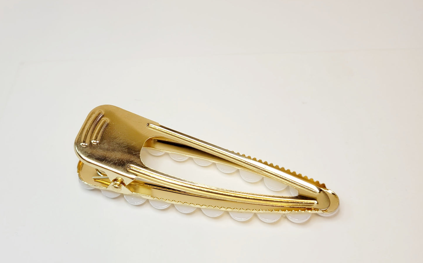 Gold Open Shape Pearl Barrette. Faux Pearls.