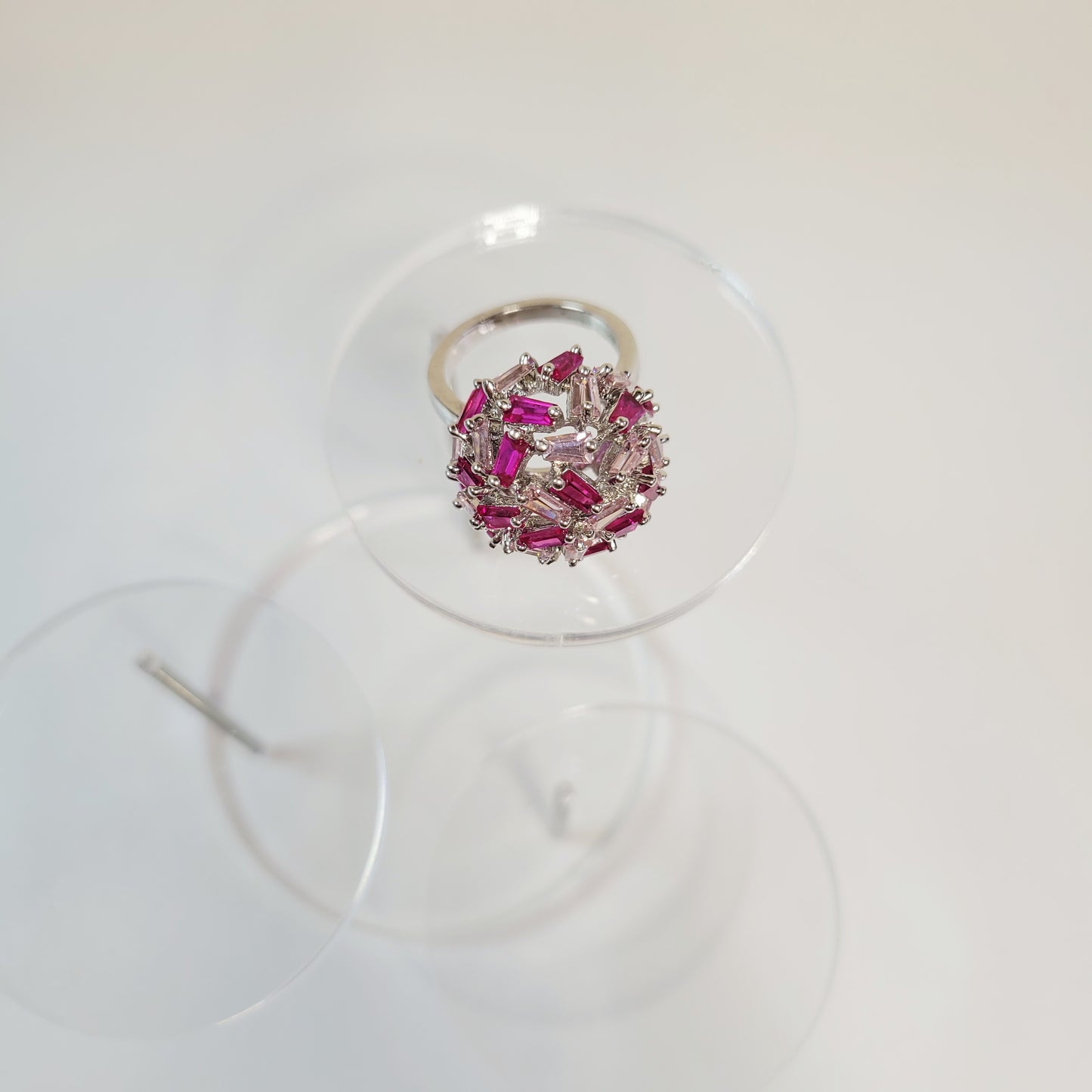 Two-tone Pink Rhinestone Ring. Size 7. Silver-toned band. Pre-owned.