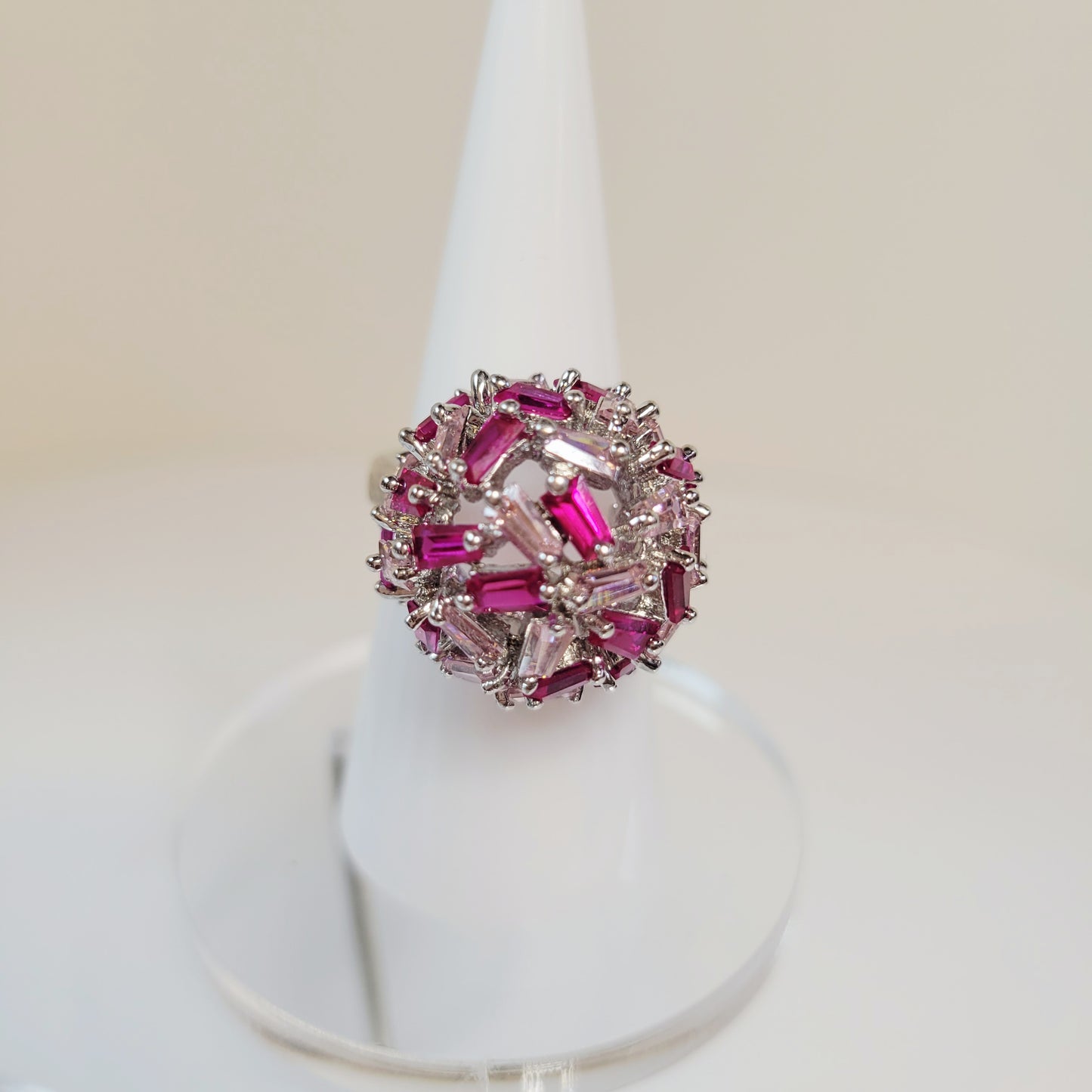 Two-tone Pink Rhinestone Ring. Size 7. Silver-toned band. Pre-owned.