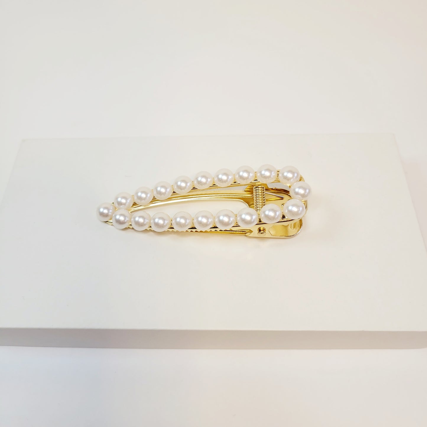 Gold Open Shape Pearl Barrette. Faux Pearls.