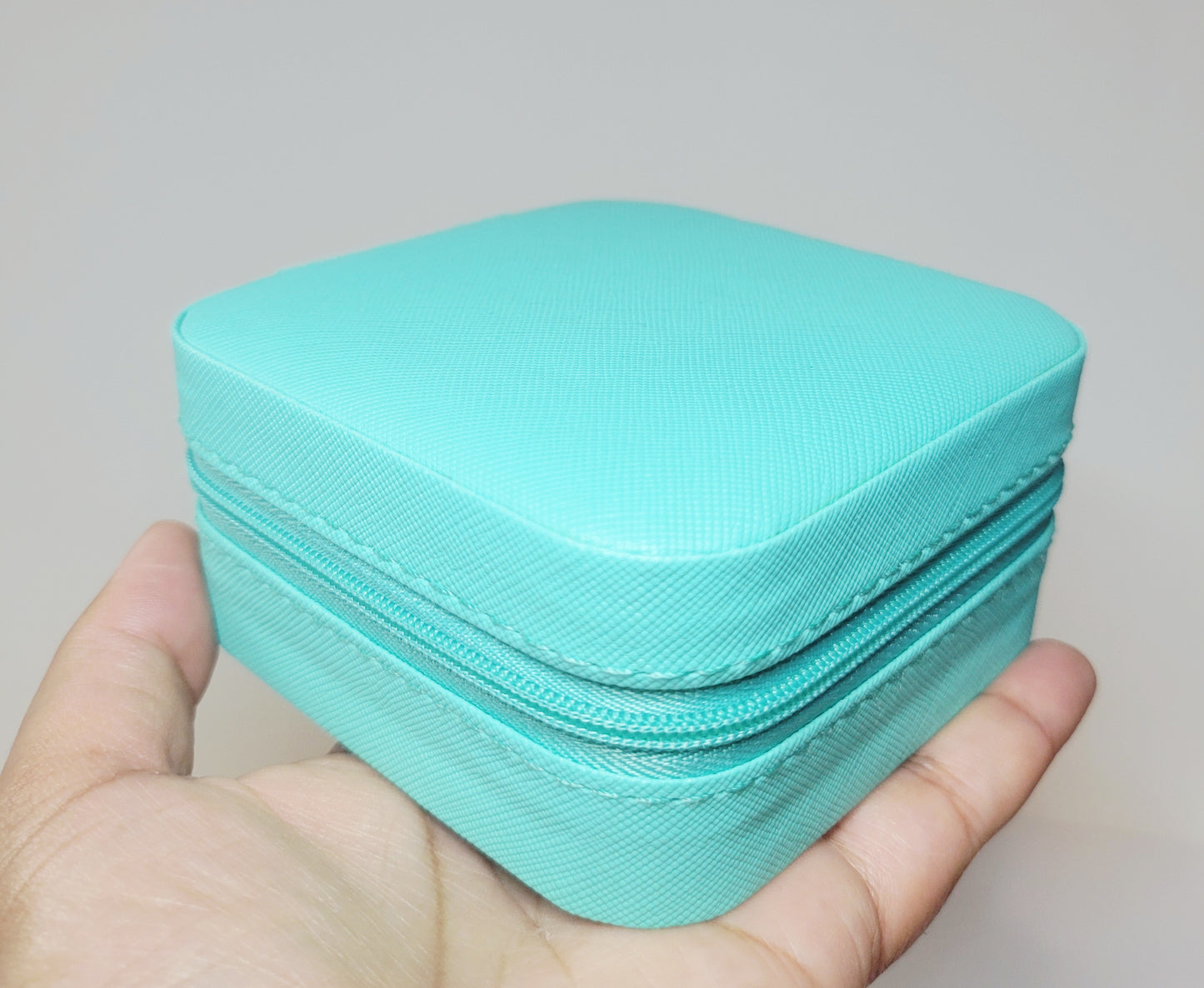 Jewelry Travel Case. Pink and Turquoise Options.