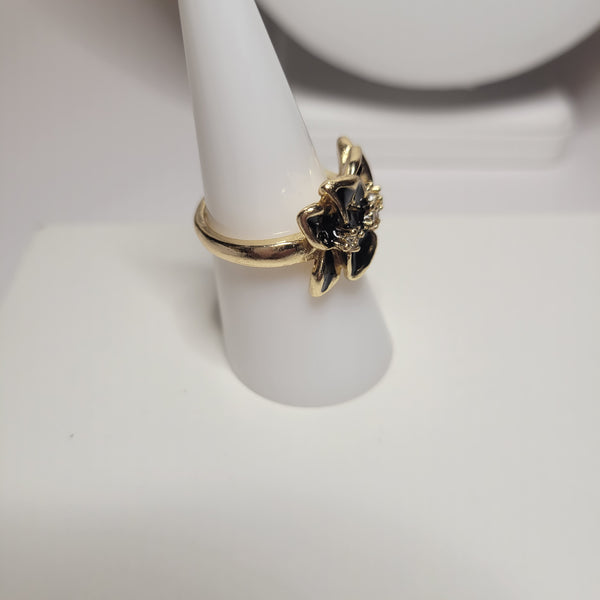 Floral Gold and Black Ring