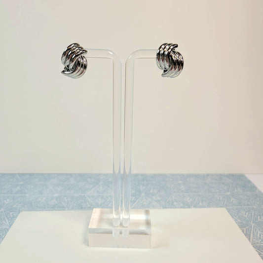 Knot Earrings. Silver or Gold.